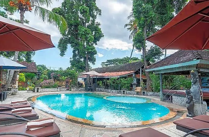 Deutsches-eck Rikesti 4* Banjar (Bali)