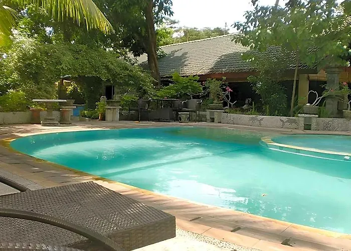 Deutsches-eck Rikesti Tatil parkı Banjar (Bali)