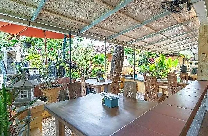 Deutsches-eck Rikesti 4* Banjar (Bali)